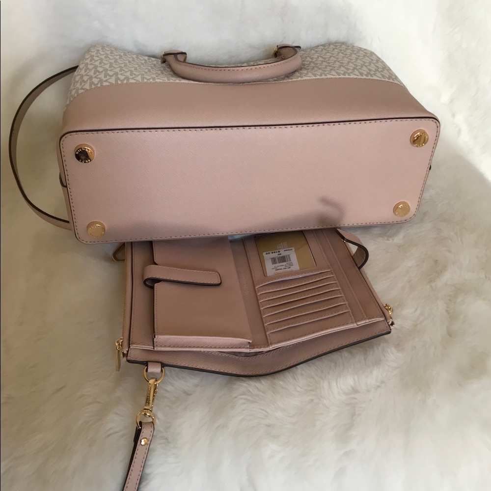Michael Kors (3pcs) Savannah LG satchel - Picture 5 of 8